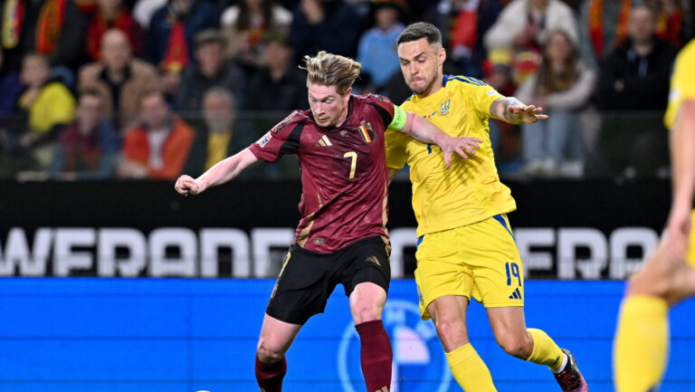 Kevin De Bruyne (7) of Belgium pictured in action with Oleksii Hutsuliak (19) of Ukraine during a soccer game between the national teams of Belgium, called the Red Devils and Ukraine in the second leg of the play-offs of the  2024-25 UEFA Nations League competition, on Sunday 23 March 2025  in Genk , Belgium . PHOTO isosport | David Catry
2025.03.23 Genk
pilka nozna Liga Narodow
 Belgia - Ukraina
Foto Content Curation/SIPA USA/PressFocus

!!! POLAND ONLY !!!
