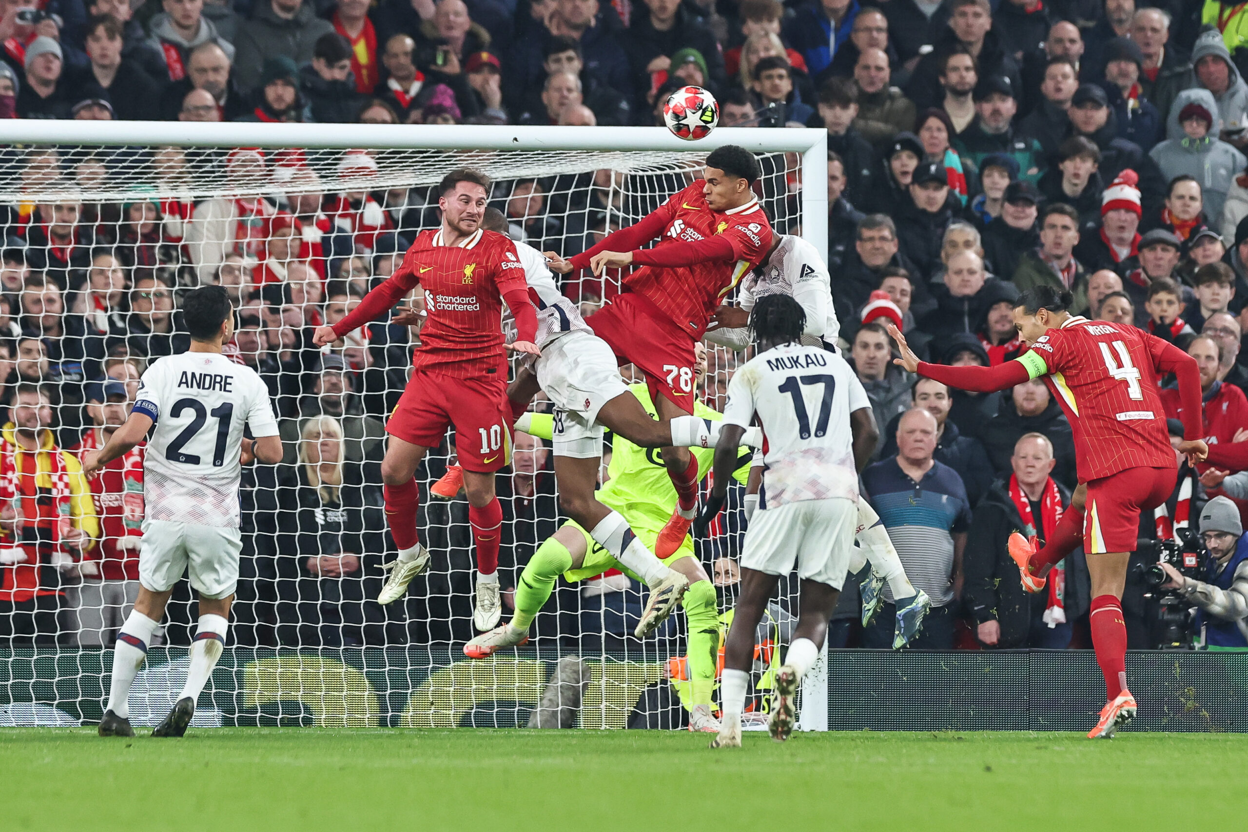 Jarell Quansah of Liverpool heads on goal during the UEFA Champions League - League Stage Liverpool v Lille at Anfield, Liverpool, United Kingdom, 21st January 2025

(Photo by Mark Cosgrove/News Images) in ,  on 1/21/2025. (Photo by Mark Cosgrove/News Images/Sipa USA)
2025.01.21 Liverpool
pilka nozna Liga Mistrzow
FC Liverpool - Lille OSC
Foto Mark Cosgrove/News Images/SIPA USA/PressFocus

!!! POLAND ONLY !!!