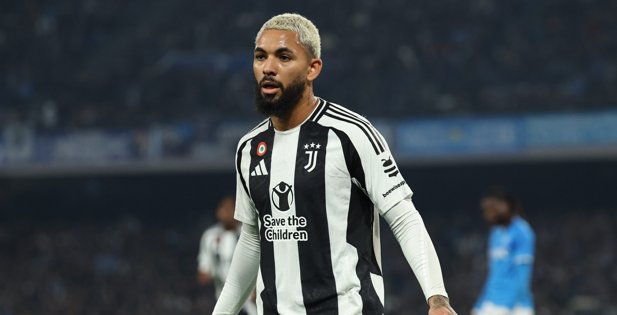 Juventus&#039; Douglas Luiz   during the Serie A soccer match between Napoli and Juventus  at the Diego Armando Maradona Stadium in Naples, southern italy - Sunday , January 25 , 2025. Sport - Soccer . 
(Photo by Alessandro Garofalo/LaPresse) (Photo by Alessandro Garofalo/LaPresse/Sipa USA)
2025.01.27 Neapol
pilka nozna Liga wloska
SSC Napoli - Juventus Turyn
Foto Alessandro Garofalo/LaPresse/SIPA USA/PressFocus

!!! POLAND ONLY !!!