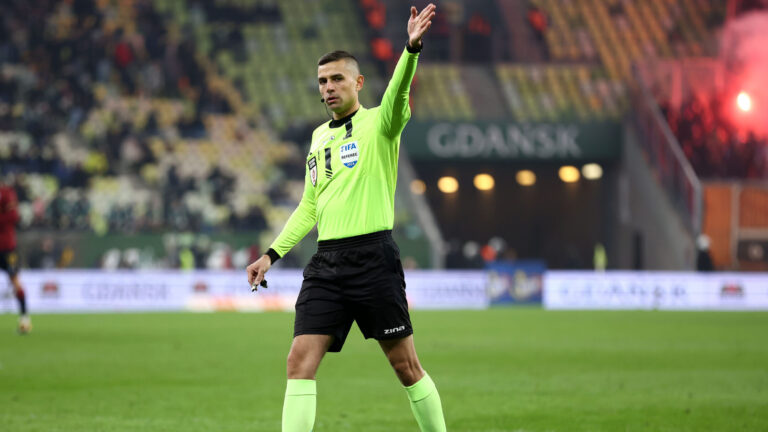 2025.02.09 Gdansk Pilka nozna PKO BP Ekstraklasa sezon 2024/2025 Lechia Gdansk - Lech Poznan N/z Lukasz Kuzma Foto Piotr Matusewicz / PressFocus

2025.02.09 Gdansk
Football Polish PKO BP Ekstraklasa season 2024/2025 
Lechia Gdansk - Lech Poznan 
Lukasz Kuzma 
Credit: Piotr Matusewicz / PressFocus