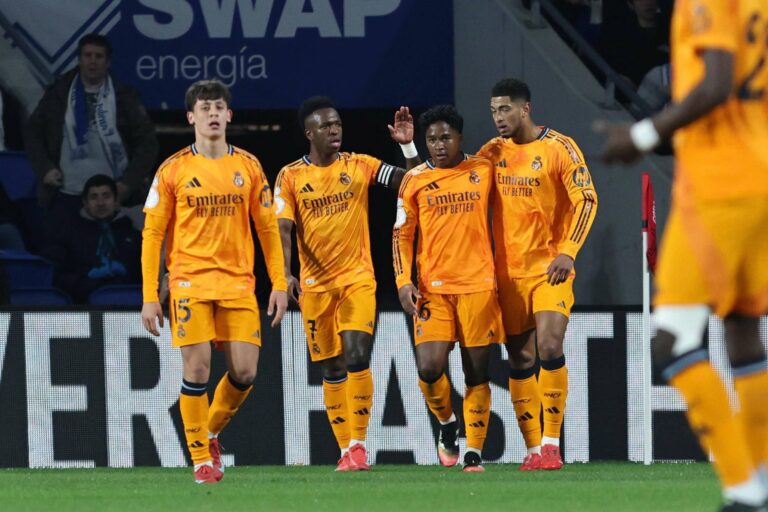 Spanish King Cup (Copa del Rey) soccer match Real Sociedad vs Real Madrid at Reale Arena Stadium in San Sebastian, Spain 26 February 2025
Endrick celebrates a goal with Venicius Jr, Jude Bellingham and Arda Guler

(Photo by Cordon Press/Sipa USA)
2025.02.26 San Sebastian
pilka nozna Puchar Krola
Real Sociedad - Real Madryt
Foto Cordon/SIPA USA/PressFocus

!!! POLAND ONLY !!!