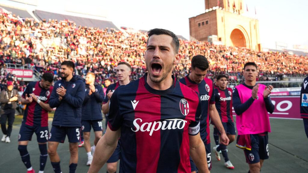 Bologna&#039;s Remo Freuler celebrates the victory at the end of the Serie A Enilive 2024/2025 match between Bologna and Cagliari - Serie A Enilive at Renato Dall’Ara Stadium - Sport, Soccer - Bologna, Italy - Sunday March 2, 2025 (Photo by Massimo Paolone/LaPresse) (Photo by Massimo Paolone/LaPresse/Sipa USA)
2025.03.02 Bologna
pilka nozna liga wloska
Bologna - Cagliari
Foto Massimo Paolone/LaPresse/SIPA USA/PressFocus

!!! POLAND ONLY !!!