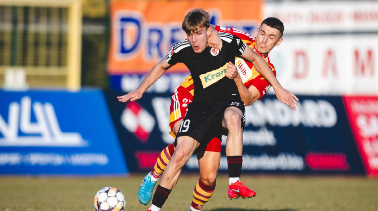 2025.03.07 Chojnice Pilka Nozna Betclic 2 liga sezon 2024/2025 Mecz Chojniczanka Chojnice - LKS II Lodz N/z Kacper Poplawski Dmytro Yukhymovych Foto Piotr Matusewicz / PressFocus

2025.03.07 Chojnice
Football Polish second division season 2024/2025
Chojniczanka Chojnice - LKS II Lodz
Kacper Poplawski Dmytro Yukhymovych
Credit: Piotr Matusewicz / PressFocus