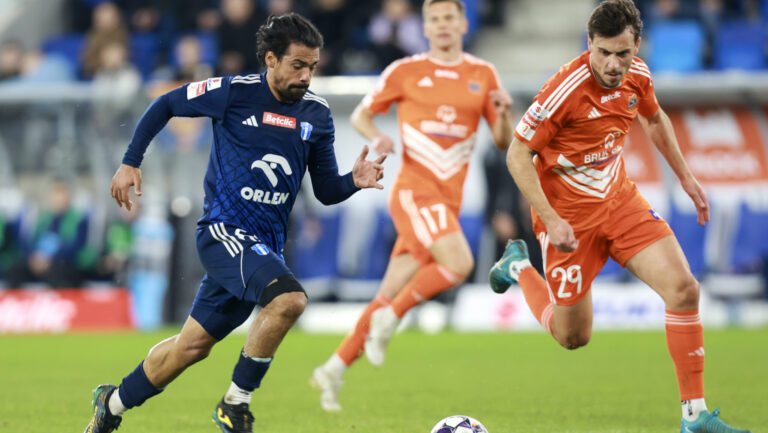 2025.03.10 Plock 
Pilka nozna Betclic 1 Liga 2024/2025 
Wisla Plock - Bruk-Bet Termalica Nieciecza 
N/z Iban Salvador Gabriel Isik
Foto Artur Kraszewski / PressFocus 

2025.03.10 Plock 
Football Betclic 1 Liga 2024/2025 
Wisla Plock - Bruk-Bet Termalica Nieciecza 
Jorge Jimenez Dominik KunIban Salvador Gabriel IsikCredit: Artur Kraszewski / PressFocus