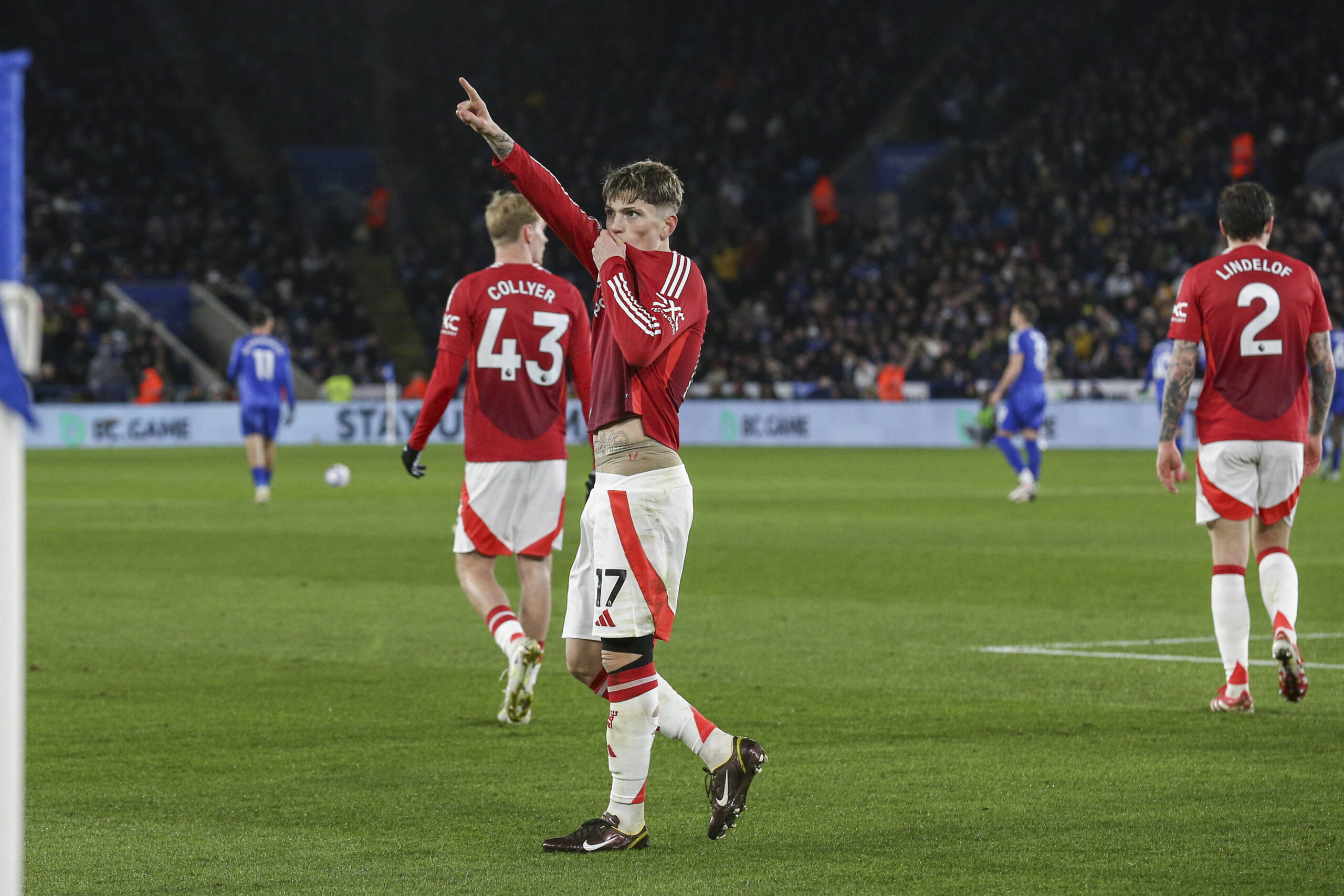 Leicester City FC v Manchester United, ManU FC Manchester United forward Alejandro Garnacho 17 scores a GOAL 0-2 and celebrates fans during the Leicester City FC v Manchester United FC English Premier League match at the King Power Stadium, Leicester, England, United Kingdom on 16 March 2025 Credit: Phil Duncan/Every Second Media Editorial use only. All images are copyright Every Second Media Limited. No images may be reproduced without prior permission. All rights reserved. Premier League and Football League images are subject to licensing agreements with Football DataCo Limited. see https://www.football-dataco.com Copyright: xIMAGO/EveryxSecondxMediax ESM-1382-0037 PhilxDuncanx/xEveryxSecondxMediax
2025.03.16 Leicester
pilka nozna , liga angielska
Leicester City - Manchester United
Foto IMAGO/PressFocus

!!! POLAND ONLY !!!
