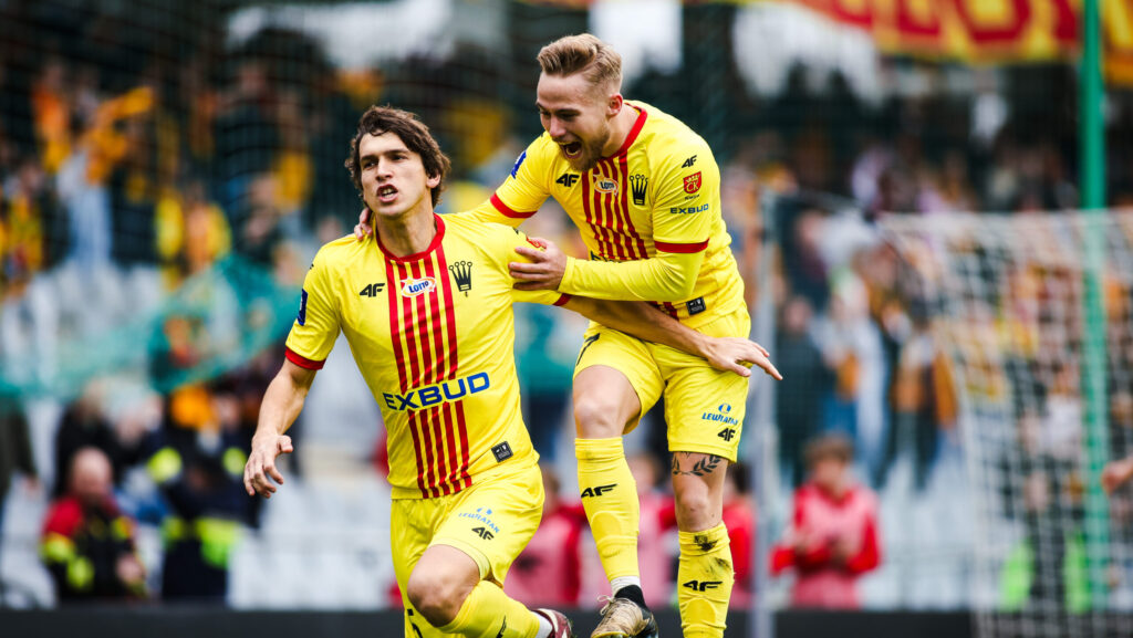 2025.03.30 Kielce
Pilka nozna PKO Ekstraklasa 2024/2025
Korona Kielce - Radomiak Radom
N/z gol bramka radosc Pau Resta  Mariusz Fornalczyk
Foto Marta Badowska / PressFocus

2025.03.30 Kielce
Football Polish PKO Ekstraklasa Season 2024/2025
gol bramka radosc Pau Resta  Mariusz Fornalczyk
Credit: Marta Badowska / PressFocus
