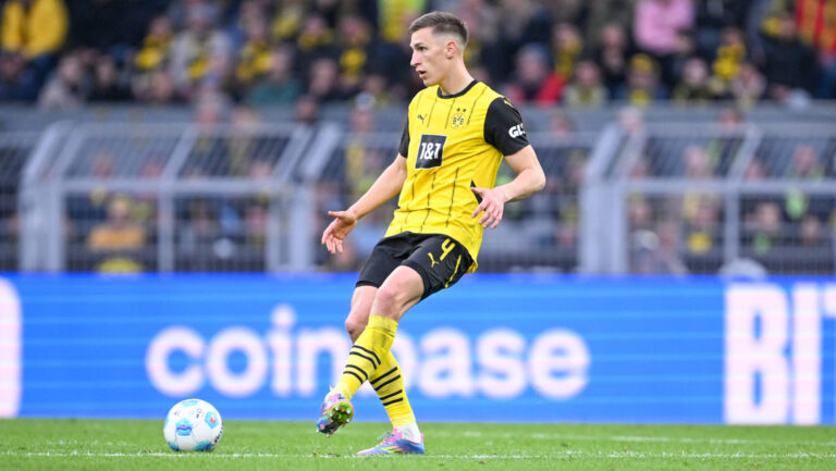 1. Bundesliga: Borussia Dortmund - 1. FSV Mainz 05 am 30.03.2025 im Signal Iduna Park in Dortmund Nico Schlotterbeck Dortmund am Ball. *** 1 Bundesliga Borussia Dortmund 1 FSV Mainz 05 on 30 03 2025 at Signal Iduna Park in Dortmund Nico Schlotterbeck Dortmund on the ball MT
2025.03.30 Dortmund
pilka nozna , liga niemiecka
Borussia Dortmund - 1. FSV Mainz 05
Foto IMAGO/PressFocus

!!! POLAND ONLY !!!