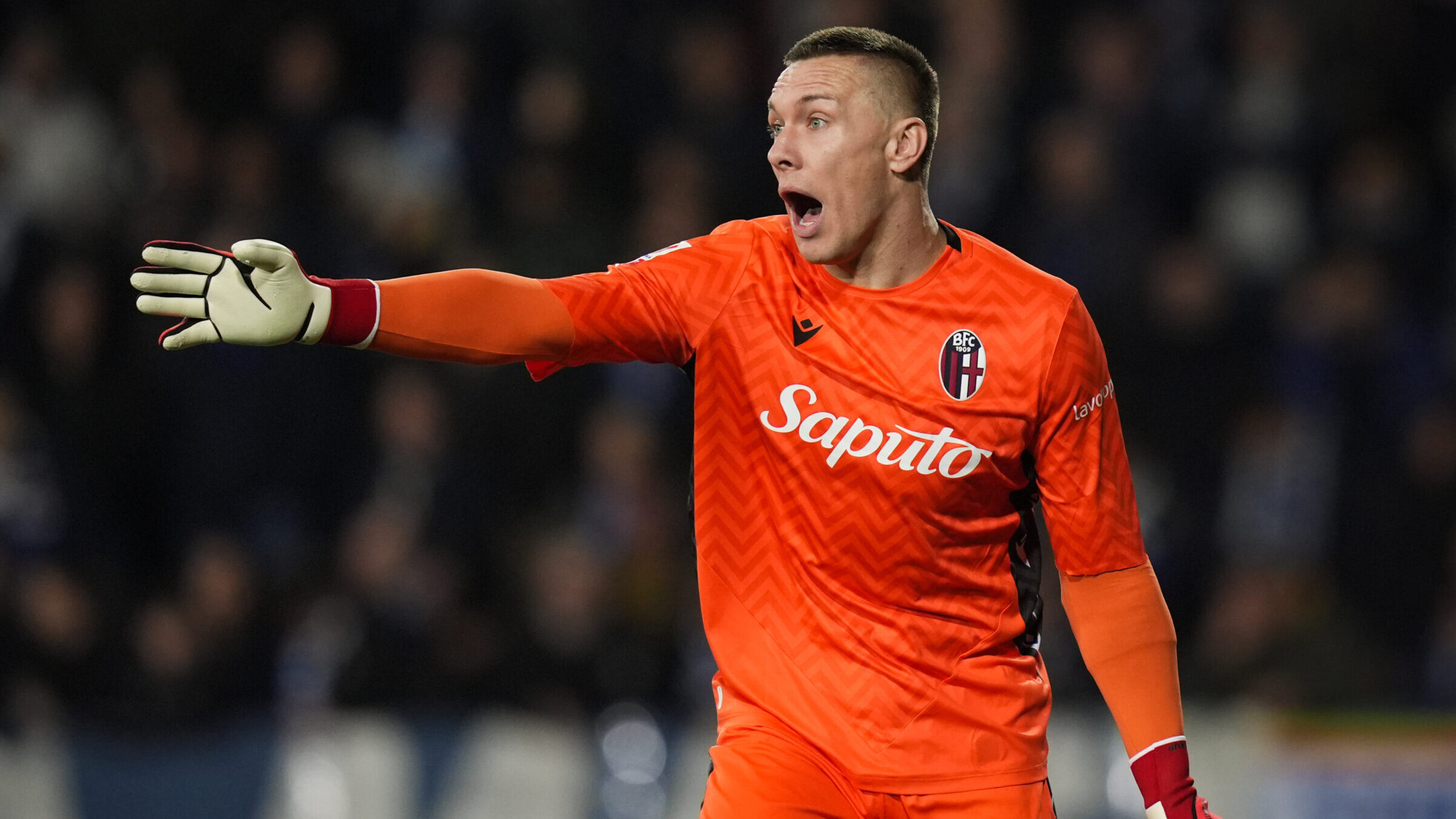 Bologna&#039;s goalkeeper Lukasz Skorupski shouts instructions to his teammates during the semi-final first leg Frecciarossa Italian Cup 2024/2025 match between Empoli and Bologna at Renato Castellani stadium - Sport, Soccer - Empoli, Italy - Tuesday April 1, 2025 (Photo by Massimo Paolone/LaPresse) (Photo by Massimo Paolone/LaPresse/Sipa USA)
2025.04.01 Empoli 
pilka nozna Puchar Wloch
Empoli - Bologna
Foto LaPresse/SIPA USA/PressFocus

!!! POLAND ONLY !!!
