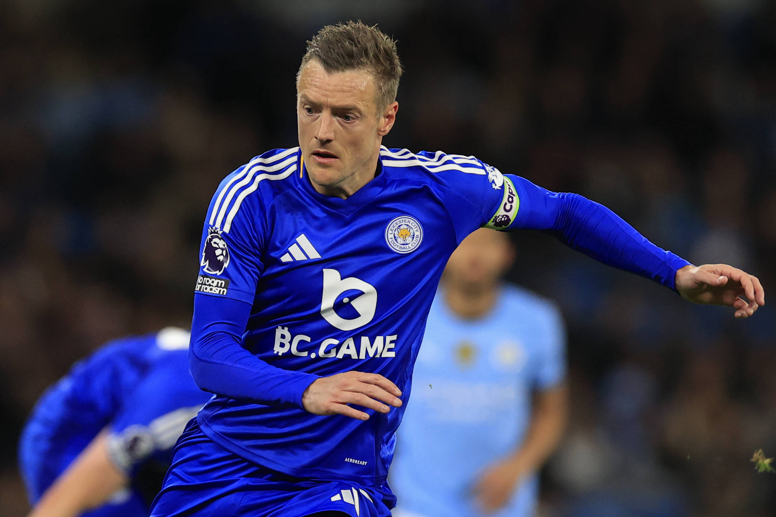 Manchester City v Leicester City Premier League 02/04/2025. Jamie Vardy 9 of Leicester City during the Premier League match between Manchester City and Leicester City at the Etihad Stadium, Manchester, England on 2 April 2025. Manchester Etihad Stadium Manchester England Editorial use only DataCo restrictions apply See www.football-dataco.com , Copyright: xConorxMolloyx PSI-21739-0120
2025.04.02 Manchester
pilka nozna , liga angielska
Manchester City - Leicester City
Foto IMAGO/PressFocus

!!! POLAND ONLY !!!