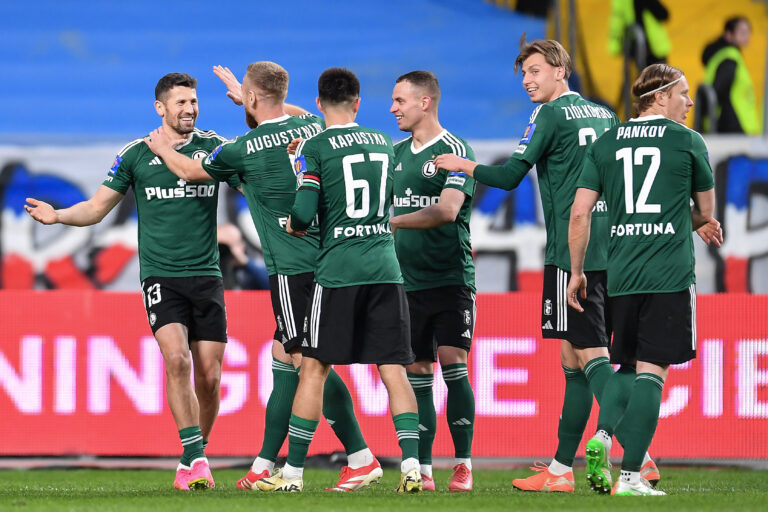 2025.04.02 Chorzow
Pilka nozna Puchar Polski polfinal sezon 2024/25
Ruch Chorzow - Legia Warszawa
N/z Pawel Wszolek radosc gol
Foto Mateusz Sobczak / PressFocus

2025.04.02 Chorzow
Football Polish Cup semi-final 2024/25 season
Ruch Chorzow - Legia Warszawa
Pawel Wszolek radosc gol
Credit: Mateusz Sobczak / PressFocus