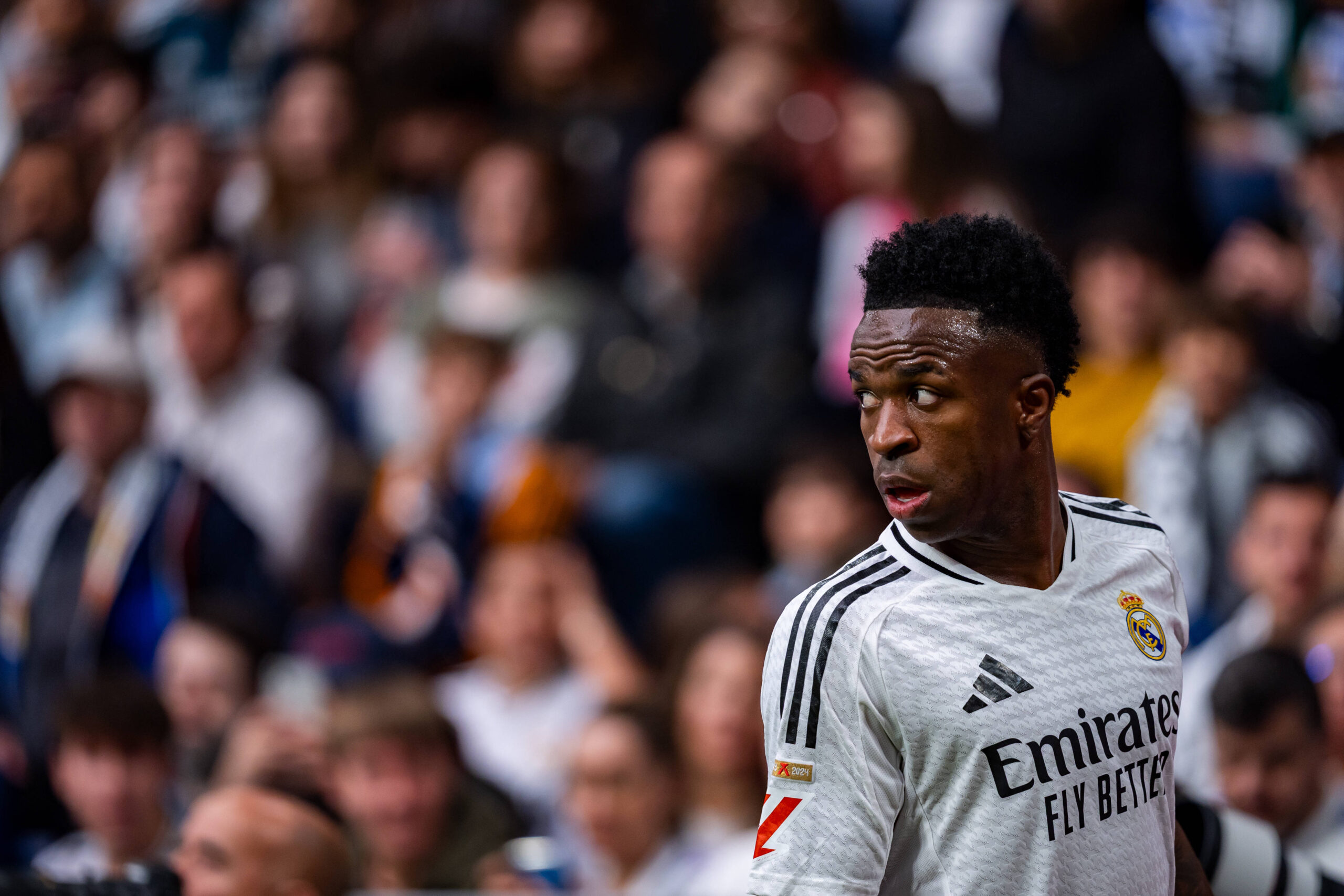 Real Madrid CF and Valencia CF - La Liga EA Sports 2024/25 Vinicius Junior of Real Madrid CF is seen during the La Liga EA Sports 2024/25 football match between Real Madrid CF and Valencia CF at Estadio Santiago Bernabeu on April 05, 2025 in Madrid, Spain. Madrid Estadio Santiago Bernabeu Madrid Spain Copyright: xAlbertoxGardinx AGardin_20250405_Football_Liga_Real_Madrid_Valencia_0143
2025.04.05 Madryt
pilka nozna , liga hiszpanska
Real Madryt - Valencia CF
Foto IMAGO/PressFocus
!!! POLAND ONLY !!!