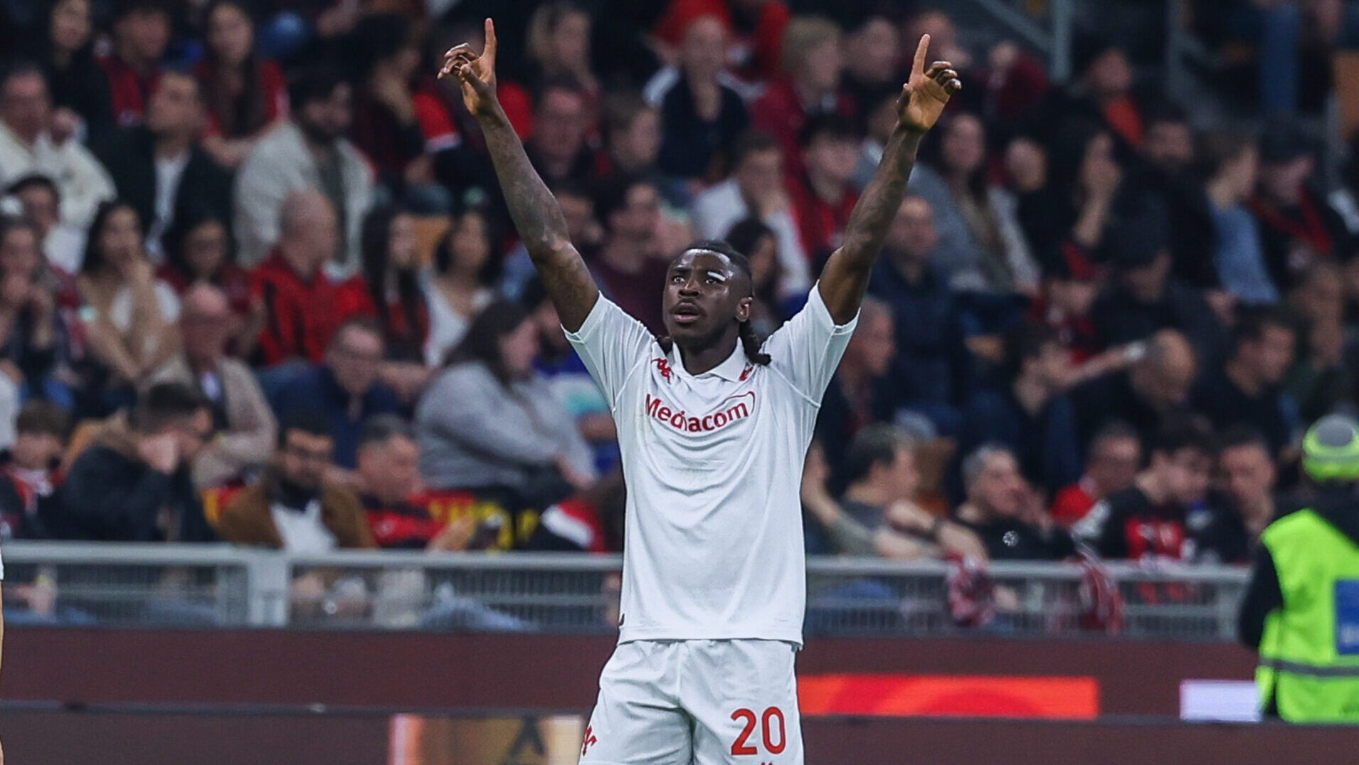Moise Kean of ACF Fiorentina celebrates after scoring a goal during Serie A 2024/25 football match between AC Milan and ACF Fiorentina at San Siro Stadium (Photo by Fabrizio Carabelli/IPA Sport / ipa-agency.net/IPA/Sipa USA)
2025.04.05 Mediolan
pilka nozna liga wloska
AC Milan - ACF Fiorentina
Foto IPA/SIPA USA/PressFocus
!!! POLAND ONLY !!!