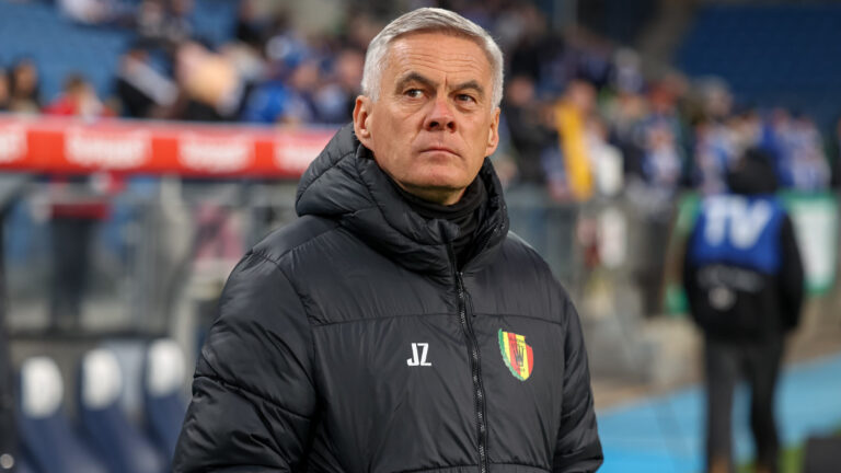 2025.04.05 Poznan
Pilka nozna Ekstraklasa sezon 2024/2025
Lech Poznan - Korona Kielce
N/z Trener Korony Jacek Zielinski
Foto Pawel Jaskolka / PressFocus

2025.04.05 Poznan
Football Polish Ekstraklasa season 2024/2025
Lech Poznan - Korona Kielce
Credit: Pawel Jaskolka / PressFocus