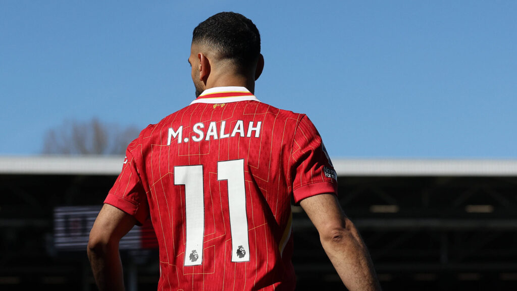 London, England, 6th April 2025. Mohamed Salah of Liverpool during the Fulham vs Liverpool Premier League match at Craven Cottage, London. Picture credit should read: Paul Terry / Sportimage EDITORIAL USE ONLY. No use with unauthorised audio, video, data, fixture lists, club/league logos or live services. Online in-match use limited to 120 images, no video emulation. No use in betting, games or single club/league/player publications. SPI_119_PT_Fulham_Liverpool SPI-3812-0119
2025.04.06 Londyn
pilka nozna , liga angielska
Fulham - FC Liverpool
Foto IMAGO/PressFocus

!!! POLAND ONLY !!!