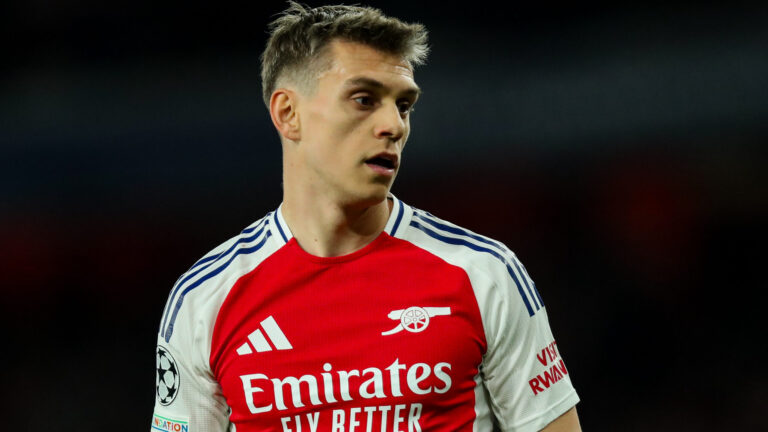 Leandro Trossard of Arsenal looks on during the UEFA Champions League Quarter-finals match Arsenal vs Real Madrid at Emirates Stadium, London, United Kingdom, 8th April 2025

(Photo by Izzy Poles/News Images) in London, United Kingdom on 4/8/2025. (Photo by Izzy Poles/News Images/Sipa USA)
2025.04.08 Londyn
pilka nozna liga Mistrzow
Arsenal Londyn  - Real Madryt
Foto News Media/SIPA USA/PressFocus

!!! POLAND ONLY !!!
