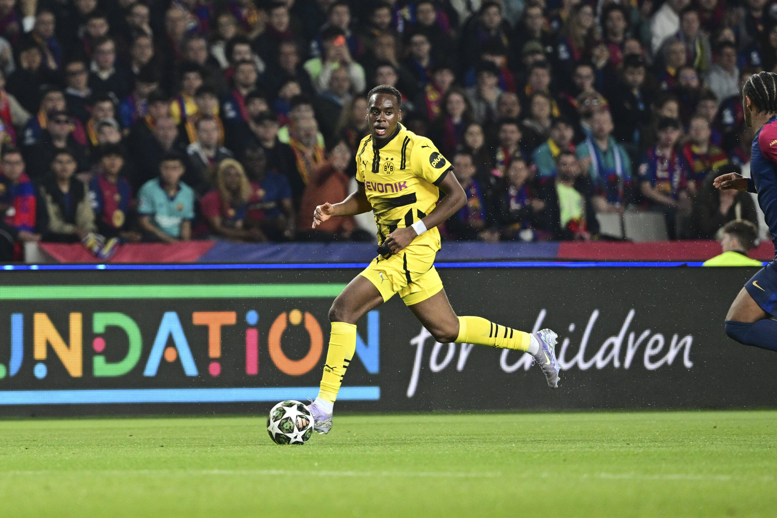Jamie Jermaine Bynoe-Gittens Borussia Dortmund, FC Barcelona, Barca vs. Borussia Dortmund, Fussball, Champions League, Viertelfinale, 09.04.2025 Barcelona Katalonien Spanien *** Jamie Jermaine Bynoe Gittens Borussia Dortmund , FC Barcelona vs Borussia Dortmund, Football, Champions League, Quarterfinal, 09 04 2025 Barcelona Catalonia Spain Copyright: xkolbert-press/MarcxNiemeyerx
2025.04.09 Barcelona
pilka nozna , Liga Mistrzow
FC Barcelona - Borussia Dortmund
Foto IMAGO/PressFocus

!!! POLAND ONLY !!!