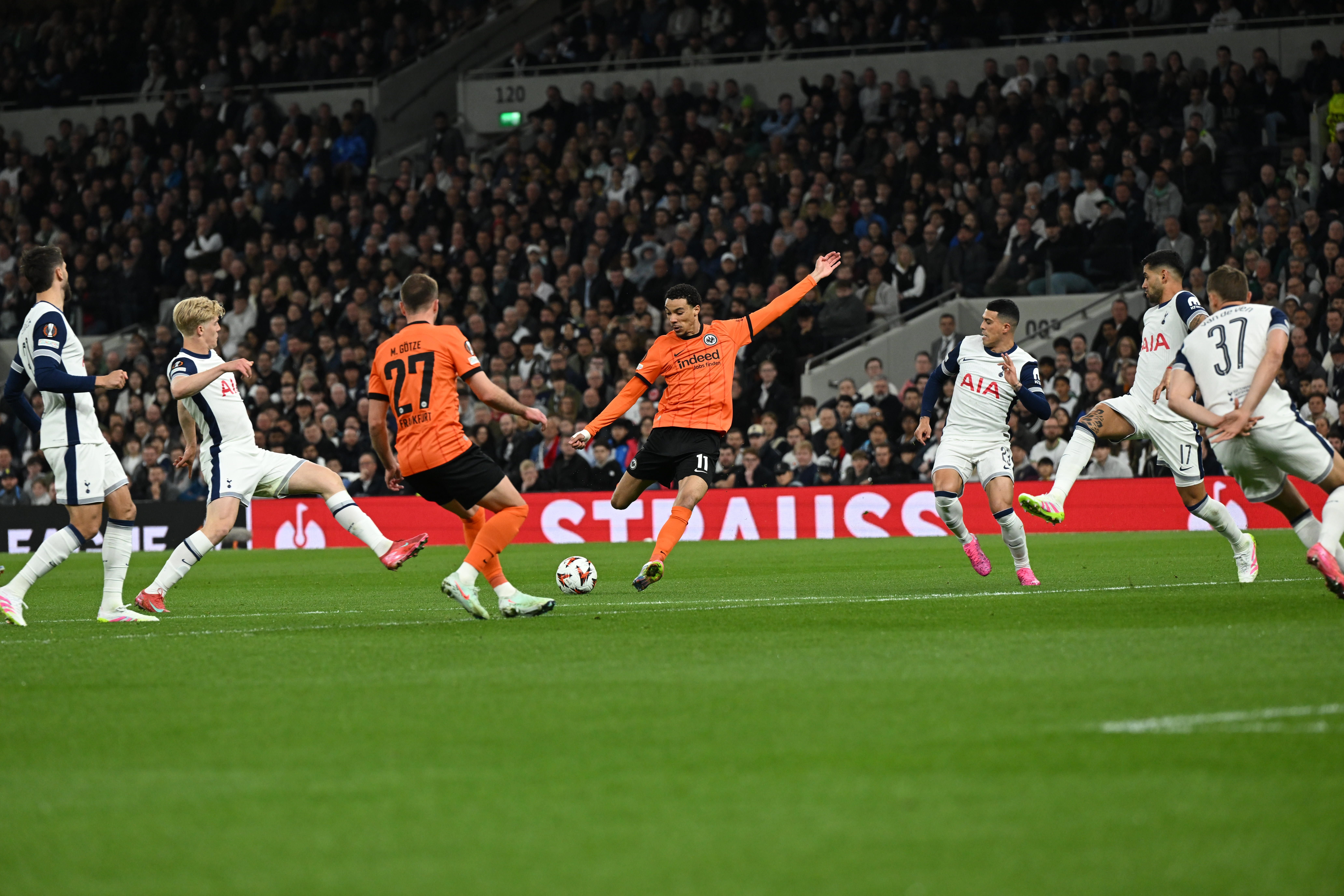 Tottenham Hotspur Stadium London, England - 2025 April 10th: during the UEFA Europa League -
Quarter-finals 2024/25 match between Tottenham Hotspur v Eintracht Frankfurt at the Tottenham Hotspur Stadium on April 10th, 2025 in London, England. (David Horton/SPP) (Photo by David Horton/SPP/Sipa USA)
2025.04.10 Londyn
pilka nozna liga Europy
Tottenham Hotspur - Eintracht Frankfurt
Foto SPP/SIPA USA/PressFocus
!!! POLAND ONLY !!!