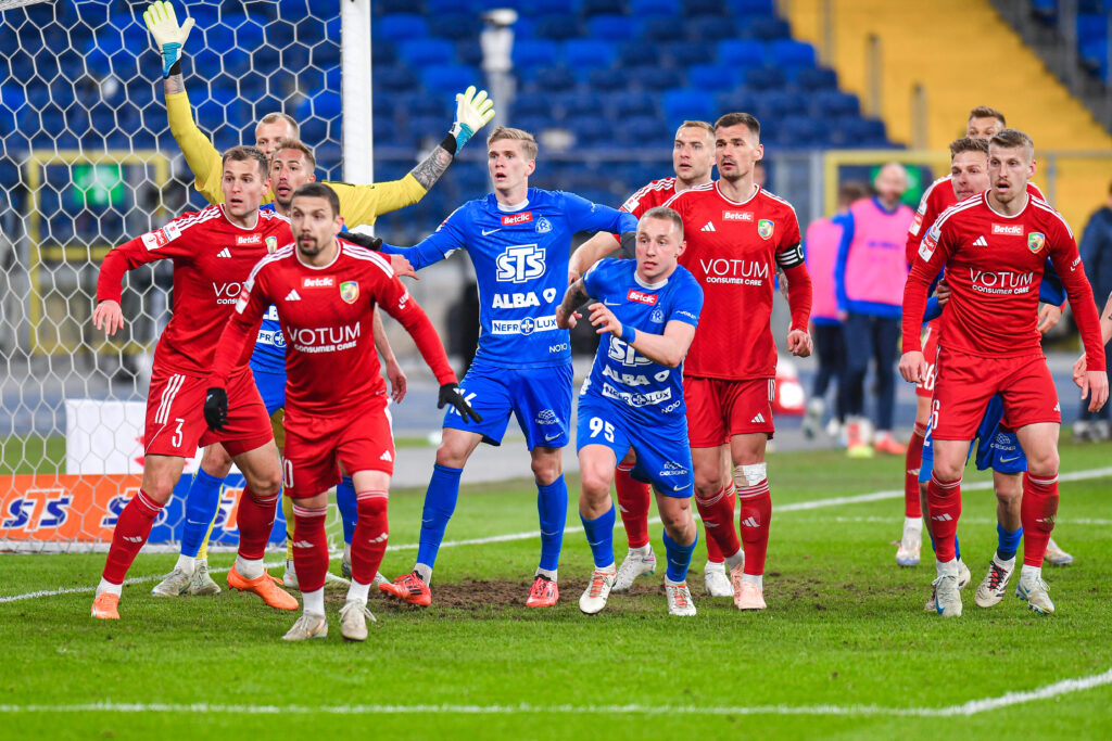 2025.04.10 Chorzow
Pilka nozna Pierwsza Liga Betclic 1 Liga Sezon 2024/2025
Ruch Chorzow - Miedz Legnica
N/z Mateusz Grudzinski, Jehor Cykalo, Daniel Szczepan, Adnan Kovacevic, Jacek Podgorski
Foto Marcin Bulanda / PressFocus

2025.04.10 Chorzow
Football Polish Betclic First I League Season 2024/2025
Ruch Chorzow - Miedz Legnica
Mateusz Grudzinski, Jehor Cykalo, Daniel Szczepan, Adnan Kovacevic, Jacek Podgorski
Credit: Marcin Bulanda / PressFocus