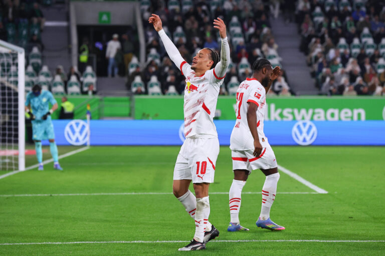 Wolfsburg - RB Leipzig / Bundesliga Wolfsburg, 11.04.2025, Volkswagen Arena, Bundesliga, Spieltag 29 , VFL WOLFSBURG vs. RB LEIPZIG , Im Bild: Tor fur Leipzig, Torjubel Xavi Simons 10, RB Leipzig *** Wolfsburg RB Leipzig Bundesliga Wolfsburg, 11 04 2025, Volkswagen Arena, Bundesliga, Matchday 29 , VFL WOLFSBURG vs RB LEIPZIG , In the picture Goal for Leipzig, Goal celebration Xavi Simons 10, RB Leipzig
2025.04.11 Wolfsburg
pilka nozna , liga niemiecka
VfL Wolfsburg - RB Lipsk
Foto IMAGO/PressFocus

!!! POLAND ONLY !!!