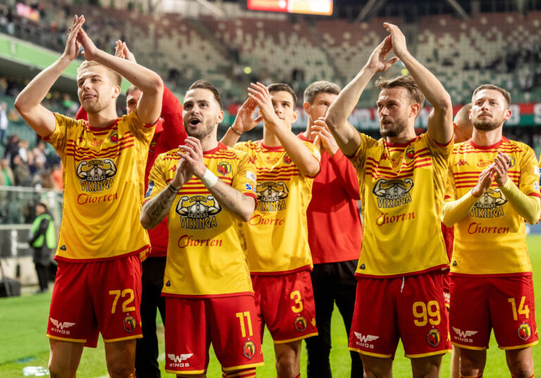 2025.04.13 Warszawa
pilka nozna PKO Ekstraklasa sezon 2024/2025
Legia Warszawa - Jagiellonia Bialystok
N/z Mateusz Skrzypczak (Jagiellonia), Jesus Imaz (Jagiellonia), Dusan Strojinovic (Jagiellonia), Kristoffer Hansen (Jagiellonia), Jaroslaw Kubicki (Jagiellonia)
Foto Tomasz Jastrzebowski / Foto Olimpik / PressFocus

2025.04.13 Warszawa
Football - Polish PKO Ekstraklasa season 2024/2025
Legia Warszawa - Jagiellonia Bialystok
Mateusz Skrzypczak (Jagiellonia), Jesus Imaz (Jagiellonia), Dusan Strojinovic (Jagiellonia), Kristoffer Hansen (Jagiellonia), Jaroslaw Kubicki (Jagiellonia)
Credit: Tomasz Jastrzebowski / Foto Olimpik / PressFocus