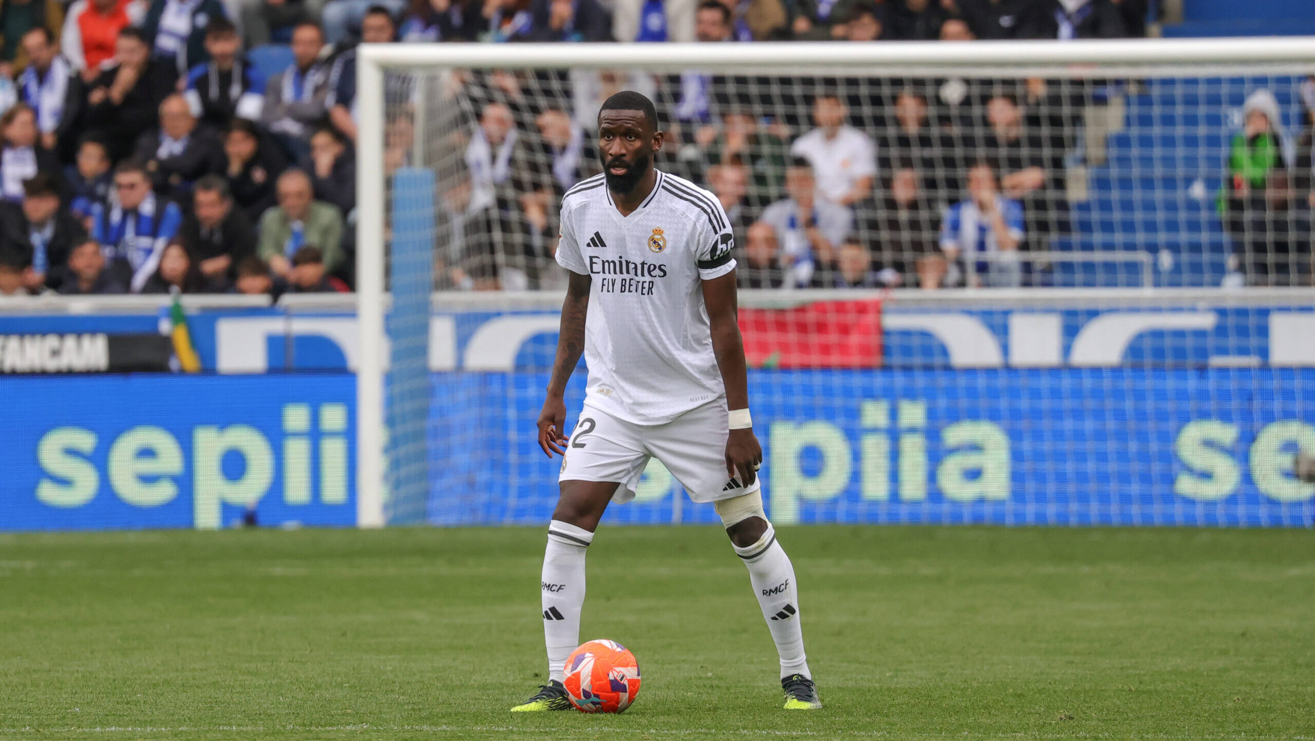 Spain - Deportivo Alaves vs Real Madrid CF - 13/04/2025 SPAIN, VITORIA, APRIL 13. Antonio Rudiger of Real Madrid during the La Liga EA Sports football match between Deportivo Alaves and Real Madrid CF at Estadio de Mendizorroza on April 13, 2025 in Vitoria-Gasteiz, Spain. Photo by Manuel Blondeau/ AOP.Press Vitoria-Gasteiz Estadio de Mendizorroza Pais Vasco Spain Copyright: x ManuelxBlondeau/AOP.Pressx AOP20250413 0072
2025.04.13 Vitoria-Gasteiz
pilka nozna , liga hiszpanska
Deportivo Alaves - Real Madryt
Foto IMAGO/PressFocus

!!! POLAND ONLY !!!
