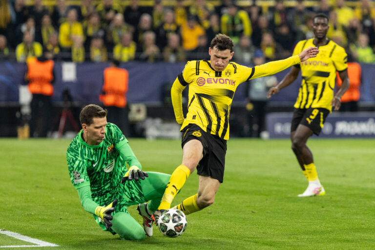 UEFA Champions League: Borussia Dortmund - FC Barcelona, Barca 15.04.2025 Wojciech Szczesny FC Barcelona, 25, Pascal Gross Borussia Dortmund, 13. Faul im Strafraum, Elfmeter UEFA Champions League: Borussia Dortmund - FC Barcelona BVB Stadion Dortmund, Dortmund 15.04.2025 *** UEFA Champions League Borussia Dortmund FC Barcelona 15 04 2025 Wojciech Szczesny FC Barcelona, 25 , Pascal Gross Borussia Dortmund, 13 Foul in penalty area, penalty UEFA Champions League Borussia Dortmund FC Barcelona BVB Stadion Dortmund, Dortmund 15 04 2025 Copyright: xBEAUTIFULxSPORTS/Buriakovx
2025.04.15 Dortmund
pilka nozna , Liga Mistrzow
Borussia Dortmund - FC Barcelona
Foto IMAGO/PressFocus

!!! POLAND ONLY !!!