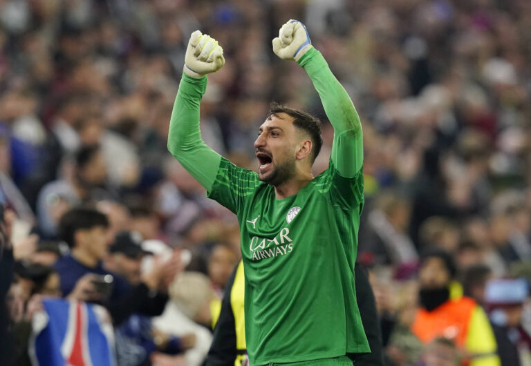 Birmingham, England, 15th April 2025. Gianluigi Donnarumma of Paris St Germain celebrates the win during the Aston Villa vs Paris Saint Germain Quarter Final 2nd Leg UEFA Champions League match at Villa Park, Birmingham. Picture credit should read: Andrew Yates / Sportimage EDITORIAL USE ONLY. No use with unauthorised audio, video, data, fixture lists, club/league logos or live services. Online in-match use limited to 120 images, no video emulation. No use in betting, games or single club/league/player publications. SPI_102_AY_Villa_PSG SPI-3842-0101
2025.04.15 Birmingham
pilka nozna , Liga Mistrzow
Aston Villa - Paris Saint-Germain
Foto IMAGO/PressFocus
!!! POLAND ONLY !!!