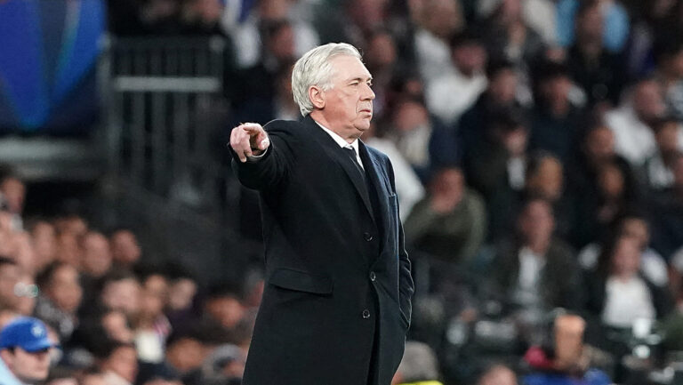 Real Madrid CF&#039;s coach Carlos Ancelotti during Champions League 2024/2025 Round of 8 2nd leg match. April 16,2025. (Photo by Acero/Alter Photos/Sipa USA)
2025.04.16 Madryt
pilka nozna liga mistrzow
Real Madryt - Arsenal Londyn
Foto Alter Photos/SIPA USA/PressFocus

!!! POLAND ONLY !!!