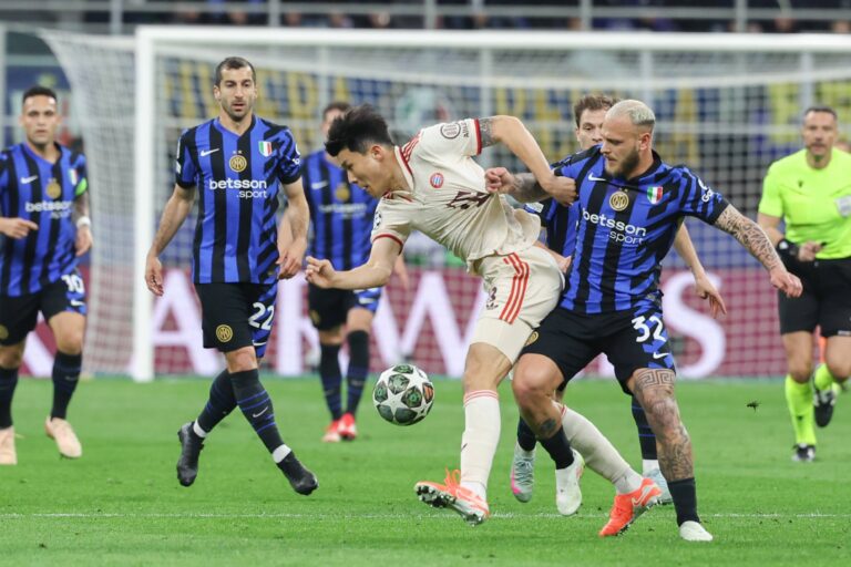 Minjae Kim FC Bayern Muenchen und Federico Dimarco 32 Inter Mailand v-l im Zweikampf, Inter Mailand vs. FC Bayern Muenchen, Fussball, Champions League, Viertelfinale, Rueckspiel, 16.04.2025 *** Minjae Kim FC Bayern Muenchen and Federico Dimarco 32 Inter Milan v l in duel, Inter Milan vs FC Bayern Muenchen, Soccer, Champions League, Quarterfinal, Second leg, 16 04 2025 Copyright: xkolbert-press/ChristianxKolbertx
2025.04.16 Mediolan
pilka nozna , Liga Mistrzow
Inter Mediolan - Bayern Monachium
Foto IMAGO/PressFocus

!!! POLAND ONLY !!!
