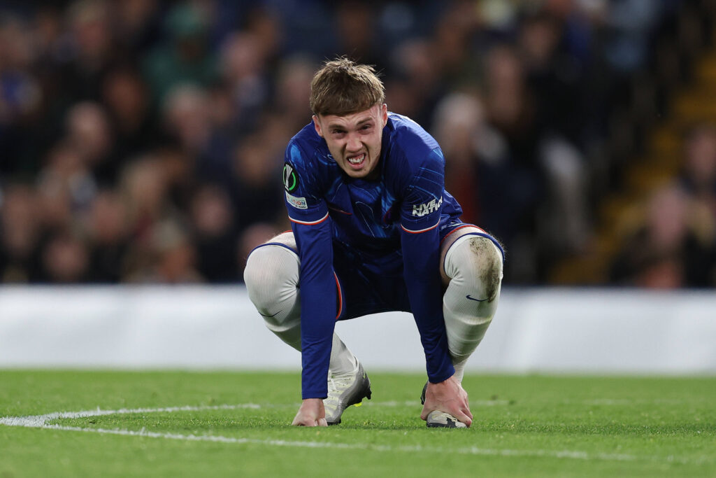 London, England, 17th April 2025. Cole Palmer of Chelsea looks to be in some discomfort during the Chelsea vs Legia Warsaw UEFA Europa Conference League match at Stamford Bridge, London. Picture credit should read: Paul Terry / Sportimage EDITORIAL USE ONLY. No use with unauthorised audio, video, data, fixture lists, club/league logos or live services. Online in-match use limited to 120 images, no video emulation. No use in betting, games or single club/league/player publications. SPI_015_PT_Chelsea_Legia_Warsaw SPI-3845-0015
2025.04.17 Londyn
pilka nozna , liga konferencji
Chelsea Londyn - Legia Warszawa
Foto IMAGO/PressFocus

!!! POLAND ONLY !!!