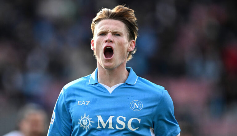 Mg Monza 19/04/2025 - campionato di calcio serie A / Monza-Napoli / foto Matteo Gribaudi/Image nella foto: Scott McTominay PUBLICATIONxNOTxINxITA
2025.04.19 Monza
pilka nozna , liga wloska
AC Monza - SSC Napoli
Foto IMAGO/PressFocus

!!! POLAND ONLY !!!