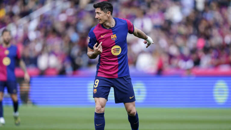 Barcelona, Spain, Season 2024/2025, La Liga EA Sports, Matchday 32, FC Barcelona v RC Celta, LLuis Companys Stadium, 19 April 2025Robert Lewandowski of FC Barcelona during the La Liga EA Sports match between FC Barcelona and RC Celta played at Lluis Companys Stadium on 19 April 2025 in Barcelona, Spain. (Photo by Sergio Ruiz / Imago)  (Photo by pressinphoto/Sipa USA)
2025.04.19 Barcelona
pilka nozna liga hiszpanska
FC Barcelona - Celta Vigo
Foto pressinphoto/SIPA USA/PressFocus

!!! POLAND ONLY !!!