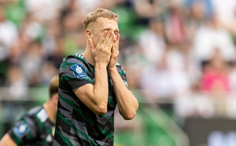 2025.04.21 Warszawa
pilka nozna PKO Ekstraklasa sezon 2024/2025
Legia Warszawa - Lechia Gdansk
N/z Tomas Bobcek (Lechia)
Foto Tomasz Jastrzebowski / Foto Olimpik / PressFocus

2025.04.21 Warszawa
Football - Polish PKO Ekstraklasa season 2024/2025
Legia Warszawa - Lechia Gdansk
Tomas Bobcek (Lechia)
Credit: Tomasz Jastrzebowski / Foto Olimpik / PressFocus