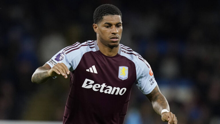 Manchester, England, 22nd April 2025. Marcus Rashford of Aston Villa during the Manchester City vs Aston Villa Premier League match at the Etihad Stadium, Manchester. Picture credit should read: Andrew Yates / Sportimage EDITORIAL USE ONLY. No use with unauthorised audio, video, data, fixture lists, club/league logos or live services. Online in-match use limited to 120 images, no video emulation. No use in betting, games or single club/league/player publications. SPI_066_AY_Man_City_Aston_Villa SPI-3875-0063
2025.04.22 Manchester
pilka nozna , liga angielska
Manchester City - Aston Villa
Foto IMAGO/PressFocus

!!! POLAND ONLY !!!