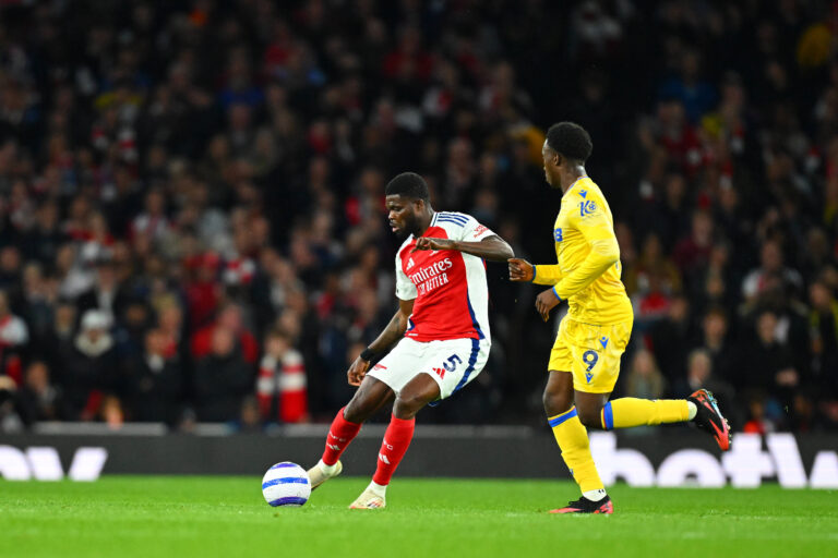 Arsenal v Crystal Palace Premier League 23/04/2025. Arsenal midfielder Thomas Partey 5 and Crystal Palace forward Eddie Nketiah 9 during the Premier League match between Arsenal and Crystal Palace at the Emirates Stadium, London, England on 23 April 2025. London Emirates Stadium Greater London England Editorial use only DataCo restrictions apply See www.football-dataco.com , Copyright: xPaulxBockingx PSI-21910-0028
2025.04.23 Londyn
pilka nozna , liga angielska
Arsenal Londyn - Crystal Palace
Foto IMAGO/PressFocus

!!! POLAND ONLY !!!