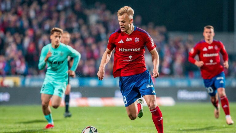 2025.04.25 Czestochowa
Pilka nozna, PKO BP Ekstraklasa, sezon 2024/2025
Rakow Czestochowa - Slask Wroclaw
N/z Jonatan Braut Brunes
Foto Mateusz Porzucek PressFocus
2025.04.25 Czestochowa
Football, Polish top league - first level, 2024/25 season
Rakow Czestochowa - Slask Wroclaw
Jonatan Braut Brunes
Credit: Mateusz Porzucek PressFocus
