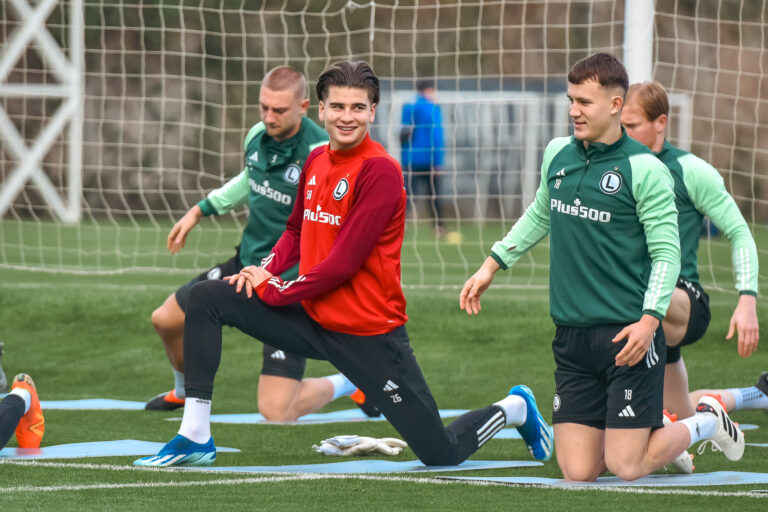 2024.01.17 Belek, Turcja
pilka oboz przygotowawczy, trening
Legia Warszawa
N/z Jakub Zielinski Jakub Adkonis
Foto Wojciech Dobrzynski / Legionisci.com / PressFocus

2024.01.17 Belek, Turkey
football, preseason camp, training session, Legia Warszawa
Jakub Zielinski Jakub Adkonis
Credit: Wojciech Dobrzynski / Legionisci.com / PressFocus
