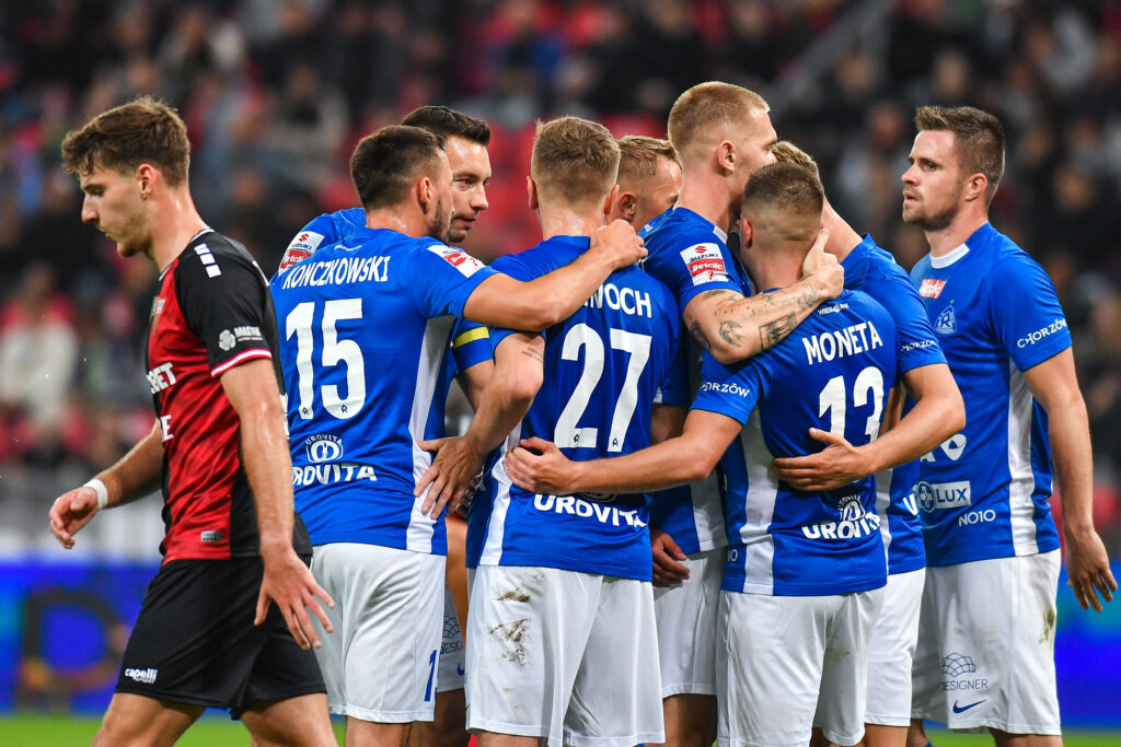 2024.09.16 Tychy
Pilka nozna Pierwsza Liga Betclic 1 Liga Sezon 2024/2025
GKS Tychy - Ruch Chorzow
N/z Martin Konczkowski, Maciej Sadlok, Szymon Szymanski, Lukasz Moneta, Soma Novothny, radosc po golu, radosc po bramce, radosc
Foto Marcin Bulanda / PressFocus

2024.09.16 Tychy
Football Polish Betclic First I League Season 2024/2025
GKS Tychy - Ruch Chorzow
Martin Konczkowski, Maciej Sadlok, Szymon Szymanski, Lukasz Moneta, Soma Novothny, radosc po golu, radosc po bramce, radosc
Credit: Marcin Bulanda / PressFocus
