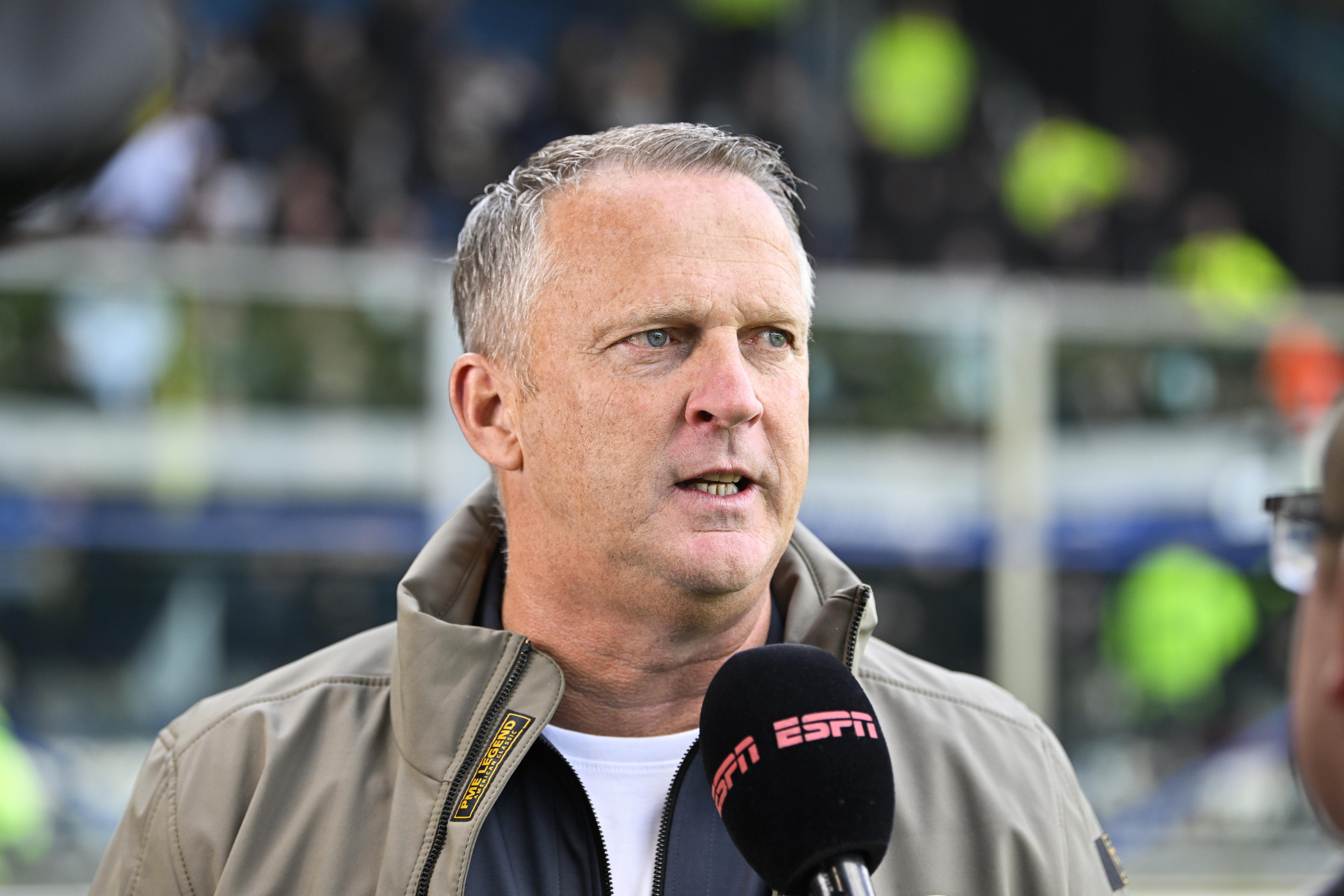 DOETINCHEM, 29-09-2024, De Vijverberg Stadium, Dutch Keukenkampioen divisie, season 2024-2025. De Graafschap - Vitesse. Vitesse coach John van den Brom before the match De Graafschap -Vitesse (Photo by Pro Shots/Sipa USA)
2024.09.29 Doetinchem
pilka nozna liga holenderska
Graafschap - Vitesse
Foto Pro Shots/SIPA USA/PressFocus

!!! POLAND ONLY !!!