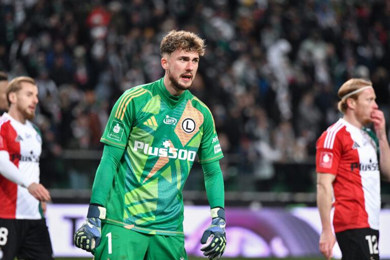 2024.11.03 Warszawa
pilka nozna PKO Ekstraklasa sezon 2024/2025
Legia Warszawa - Widzew Lodz
N/z Kacper Tobiasz
Foto Pawel Bejnarowicz / PressFocus

2024.11.03 Warsaw
Football - Polish PKO Ekstraklasa season 2024/2025
Legia Warszawa - Widzew Lodz
Kacper Tobiasz
Credit: Pawel Bejnarowicz / PressFocus