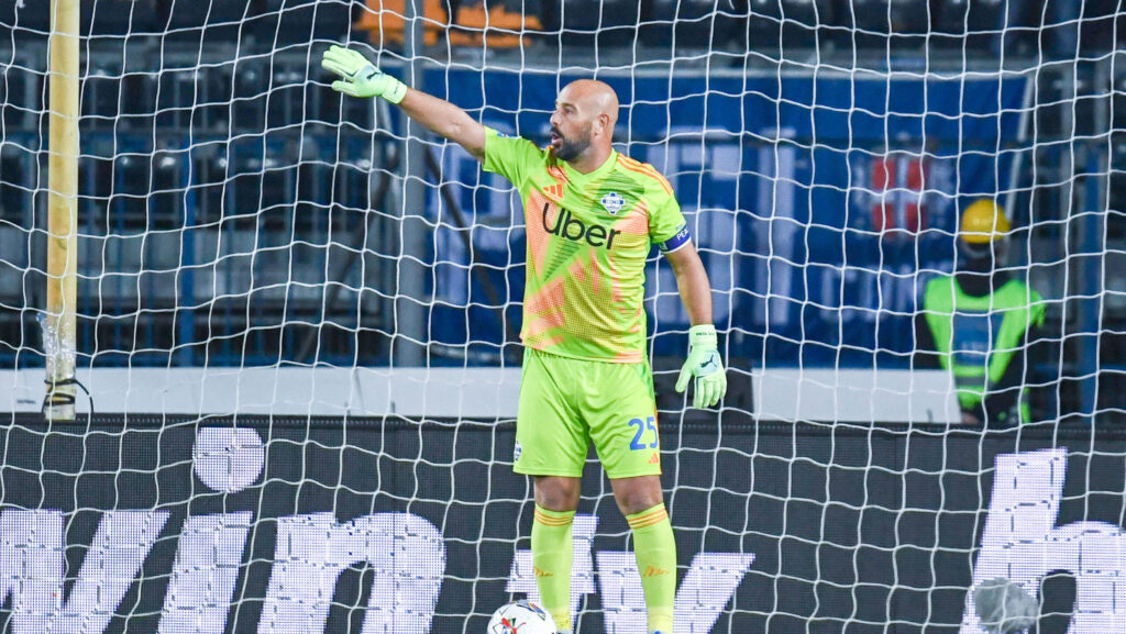 Pepe Reina (Como)  during  Empoli FC vs Como 1907, Italian soccer Serie A match in Empoli, Italy, November 04 2024 (Photo by Fabio Fagiolini/IPA Sport / ipa-/IPA/Sipa USA)
2024.11.04 Empoli
pilka nozna liga wloska
Empoli FC - Como 1907
Foto Fabio Fagiolini/IPA Sport/ipa-agency.net/SIPA USA/PressFocus

!!! POLAND ONLY !!!