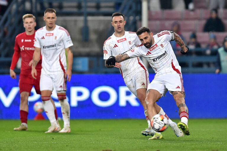2024.11.30 Krakow
Pilka nozna , Betclic I liga , sezon 2024/25
Wisla Krakow - LKS Lodz
N/z Jose Antonio Ruiz Lopez Pirulo
Foto Krzysztof Porebski / PressFocus

2024.11.30 Krakow
Football , Polish league, second level , 2024/2025 season
Wisla Krakow - LKS Lodz
Jose Antonio Ruiz Lopez Pirulo
Credit: Krzysztof Porebski / PressFocus