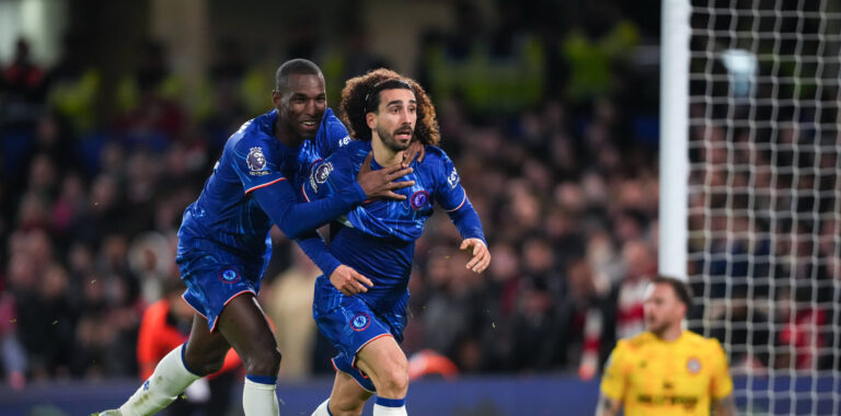 Marc Cucurella of Chelsea celebrates scoring the opening goal with Nicolas Jackson of Chelsea during the Premier League match between Chelsea and Brentford at Stamford Bridge, London, England on 15 December 2024. PUBLICATIONxNOTxINxUK Copyright: xAndyxRowlandx PMI-6603-0002
2024.12.15 London
pilka nozna liga angielska
Chelsea - Brentford
Premier League
Foto IMAGO/PressFocus
!!! POLAND ONLY !!!