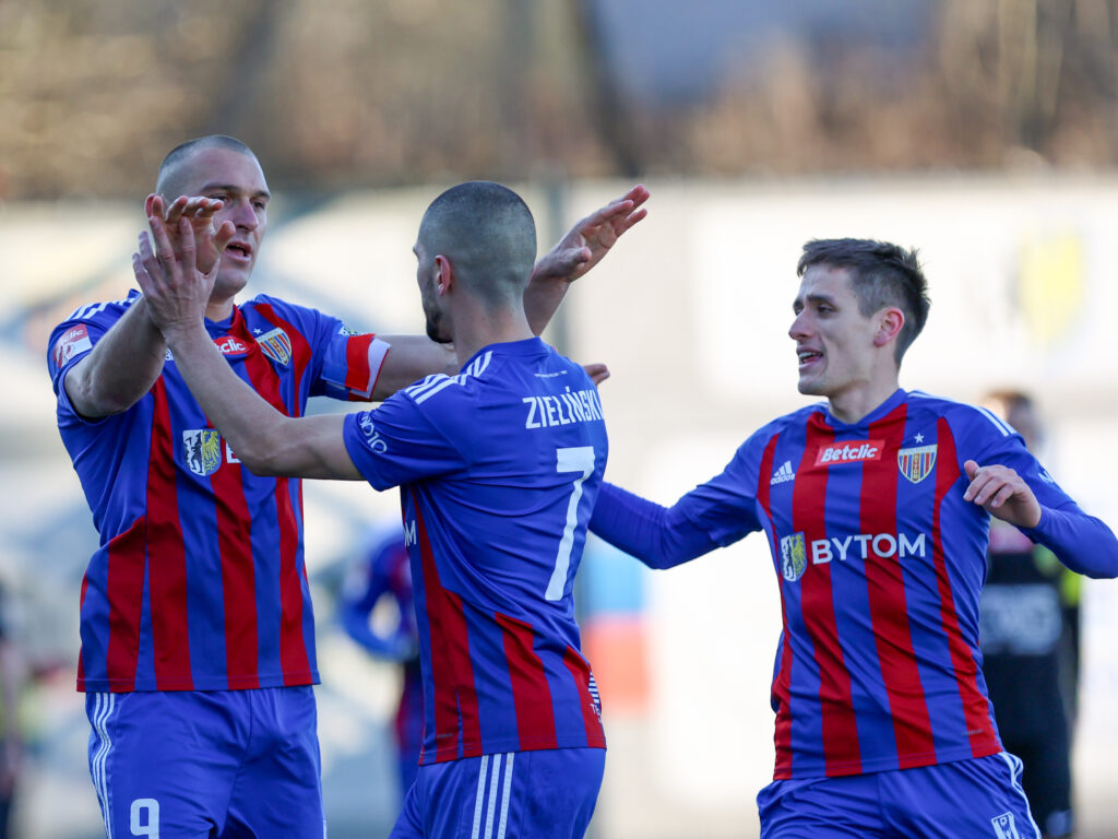 2025.03.16 Bytom
Pilka nozna Betclic 2 Liga Sezon 2024/2025
Polonia Bytom - GKS Jastrzebie
N/z Kamil Wojtyra radosc, radosc po golu, radosc po bramce
Foto Sebastian Sienkiewicz / PressFocus

2025.03.16 Bytom
Football - Polish Betclic 2 league Season 2024/2025
Polonia Bytom - GKS Jastrzebie
Kamil Wojtyra radosc, radosc po golu, radosc po bramce
Credit: Sebastian Sienkiewicz / PressFocus