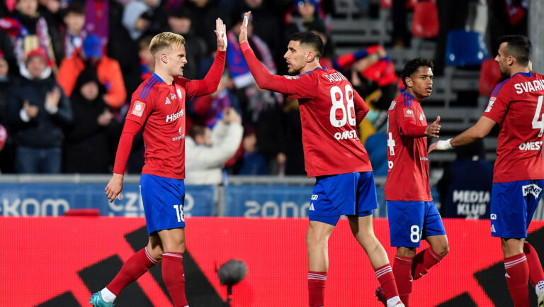 2025.03.16 Czestochowa
Pilka nozna PKO Ekstraklasa sezon 2024/2025
Rakow Czestochowa - Legia Warszawa
N/z Jonatan Braut Brunes Matej Rodin radosc gol
Foto Mateusz Sobczak / PressFocus

2025.03.16 Czestochowa
Football Polish League PKO Ekstraklasa season 2024/2025
Rakow Czestochowa - Legia Warszawa
Jonatan Braut Brunes Matej Rodin radosc gol
Credit: Mateusz Sobczak / PressFocus
