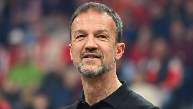 Fredi BOBIC , Einzelbild,angeschnittenes Einzelmotiv,Portraet,Portrait,Portrat. Franz Beckenbauer Cup 2025 am 17.03.2025.SAP Garden Muenchen, *** Fredi BOBIC , single picture,cropped single motif,portrait,portrait,portrait Franz Beckenbauer Cup 2025 on 17 03 2025 SAP Garden Muenchen,
2025.03.17 Monachium
pilka nozna , turniej halowy
Beckenbauer Cup 2025
Foto IMAGO/PressFocus

!!! POLAND ONLY !!!