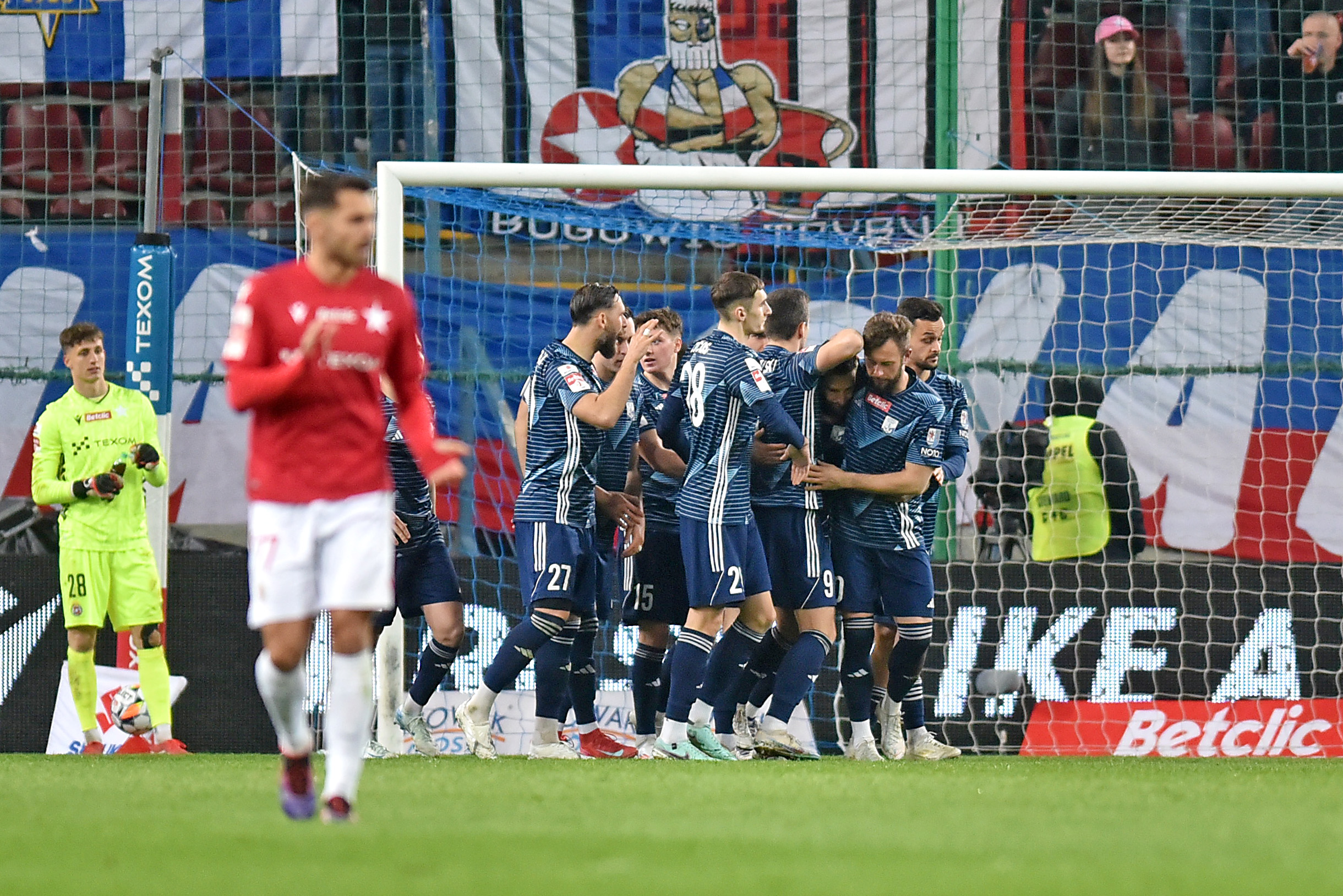2025.03.28 Krakow
Pilka nozna , Betclic I liga , sezon 2024/25
Wisla Krakow - Kotwica Kolobrzeg
N/z Pilkarze Kotwicy, radosc po bramce na 0-1, gol, bramka
Foto Krzysztof Porebski / PressFocus
2025.03.28 Krakow
Football , Polish league, second level , 2024/2025 season
Wisla Krakow - Kotwica Kolobrzeg
Pilkarze Kotwicy, radosc po bramce na 0-1, gol, bramka
Credit: Krzysztof Porebski / PressFocus