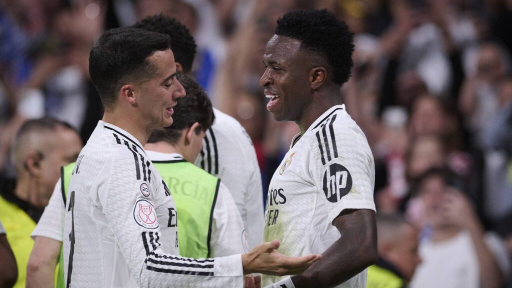Spanish King Cup Copa del Rey soccer match Real Madrid vs Real Sociedad at Santiago Bernabeu stadium in Madrid, spain 01 april 2025 Vinicius Jr and Lucas Vazquez 900/Cordon Press PUBLICATIONxNOTxINxFRAxESP 900/CordonxPress LOF - Copa del Rey Real Madrid vs Real Sociedad
2025.04.01 Madryt
pilka nozna , Puchar Krola
Real Madryt - Real Sociedad San Sebastian
Foto IMAGO/PressFocus

!!! POLAND ONLY !!!