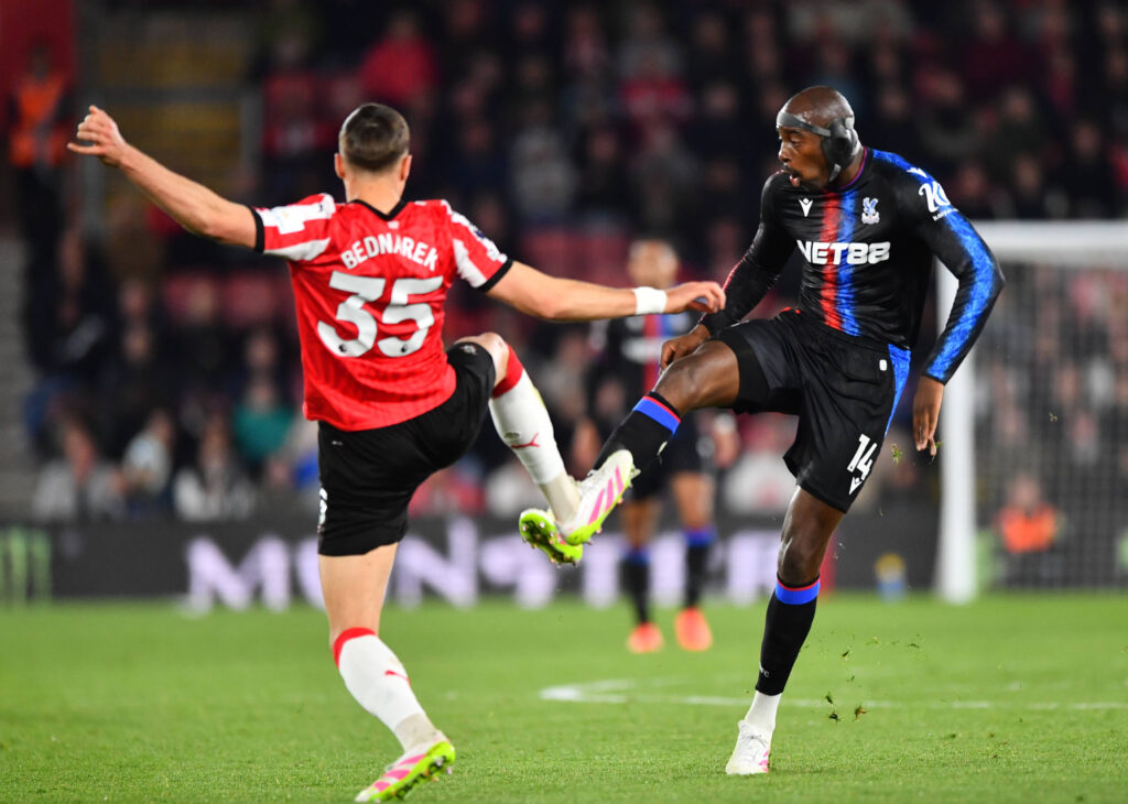 Southampton v Crystal Palace, Premier League, Football, St. Marys Stadium, Southampton, Hampshire, UK - 02 Apr 2025 Jan Bednarek of Southampton and Jean-Philippe Mateta of Crystal Palace compete for the ball Southampton St Marys Stadium Hampshire GBR, UK NEWSPAPERS OUT Copyright: xMarkxEnfieldx
2025.04.02 Southampton
pilka nozna , liga angielska
Southampton - Crystal Palace
Foto IMAGO/PressFocus

!!! POLAND ONLY !!!