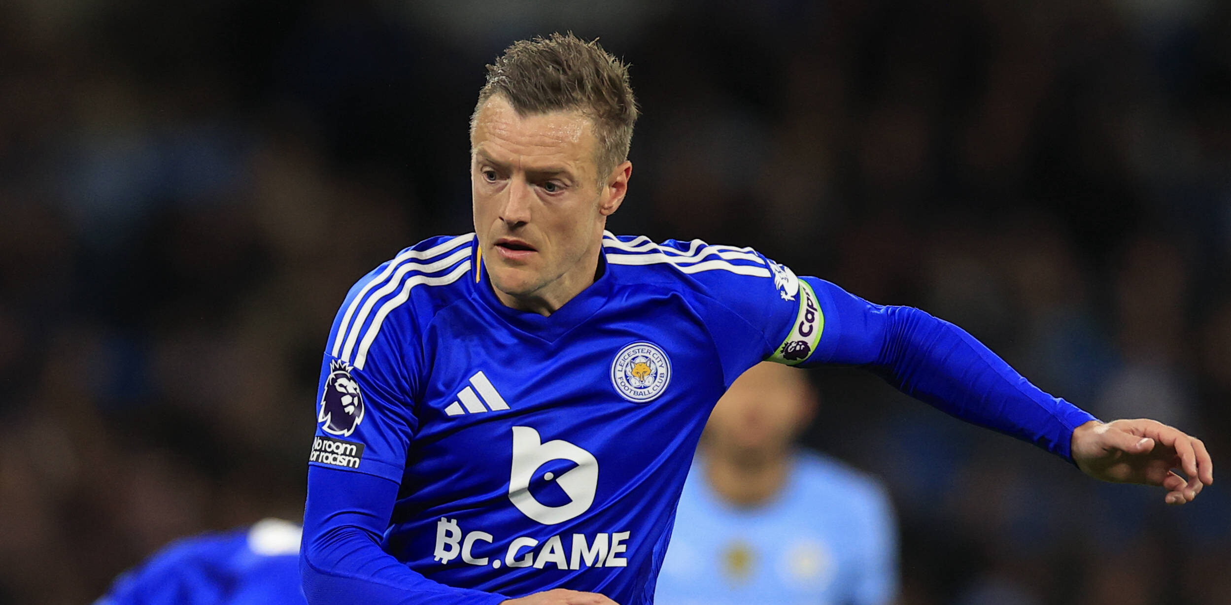 Manchester City v Leicester City Premier League 02/04/2025. Jamie Vardy 9 of Leicester City during the Premier League match between Manchester City and Leicester City at the Etihad Stadium, Manchester, England on 2 April 2025. Manchester Etihad Stadium Manchester England Editorial use only DataCo restrictions apply See www.football-dataco.com , Copyright: xConorxMolloyx PSI-21739-0120
2025.04.02 Manchester
pilka nozna , liga angielska
Manchester City - Leicester City
Foto IMAGO/PressFocus

!!! POLAND ONLY !!!